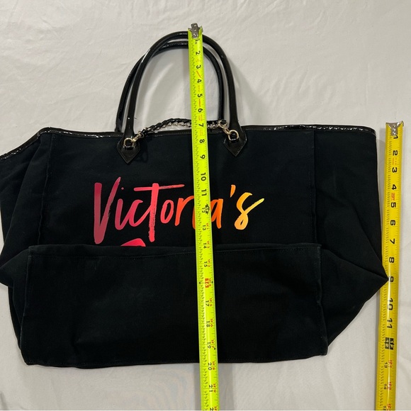 Victoria's Secret Black Fifth Avenue New York Tote Gold Chain Accents - Picture 14 of 16